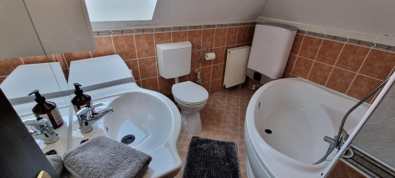Apartman For 4 Siofok Bagian luar foto