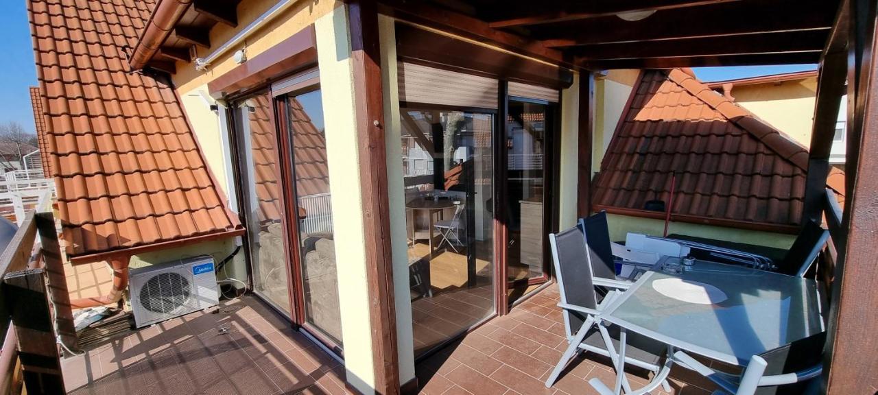 Apartman For 4 Siofok Bagian luar foto